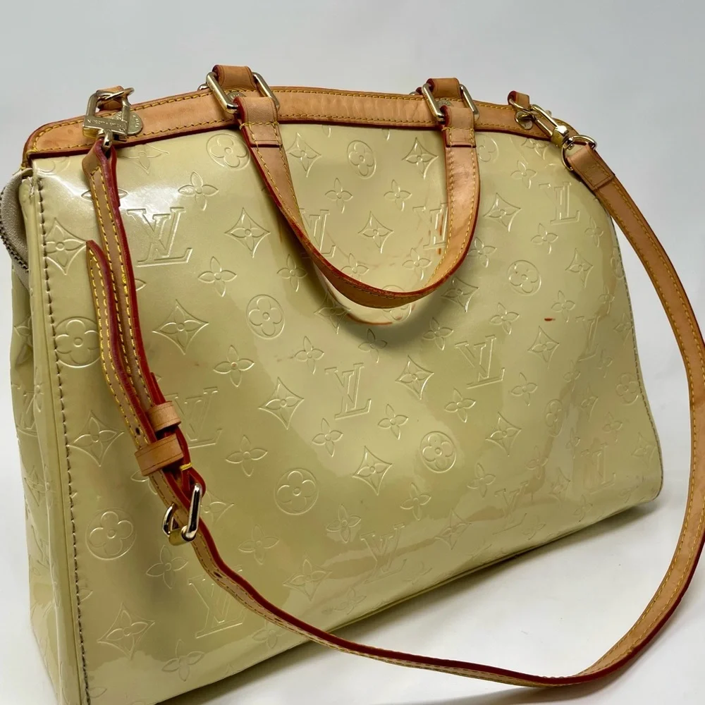 Louis Vuitton Brea Shoulder Bag MM Yellow Leather Monogram Vernis - Picture 3 of 12